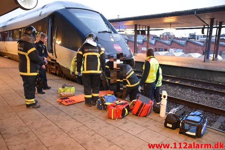 Personpåkørsel Fastklemt Tog. Vejle Banegård. 04/02-2020. Kl. 07:50.