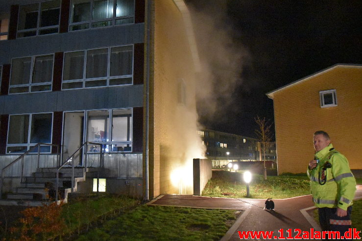 Brand i Etageejendom. Løget Høj i Vejle. 26/02-20. Kl. 22:01.