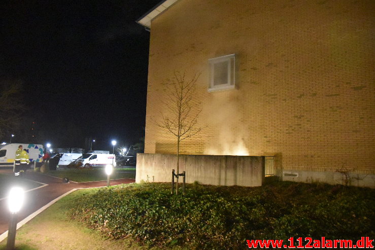 Brand i Etageejendom. Løget Høj i Vejle. 26/02-20. Kl. 22:01.