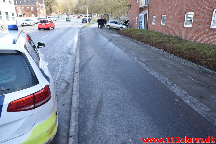 Færdselsuheld med Fastklemte. Horsensvej i Vejle. 13/03-2020. Kl. 13:29.