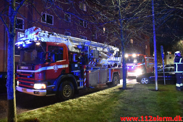 Ild i Etageejendom. Boulevarden 12 i Vejle. 15/03-2020. Kl. 18:46.