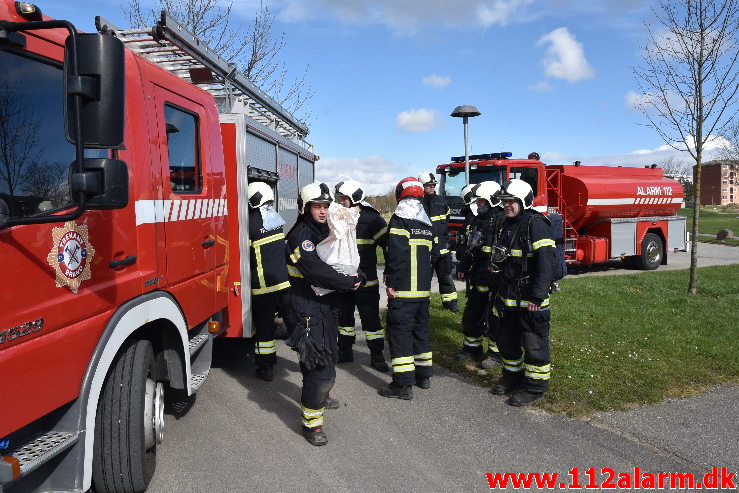 Større Kemikalie udslip. Lindestræde i Vejle. 19/03-2020. KL. 12:00.