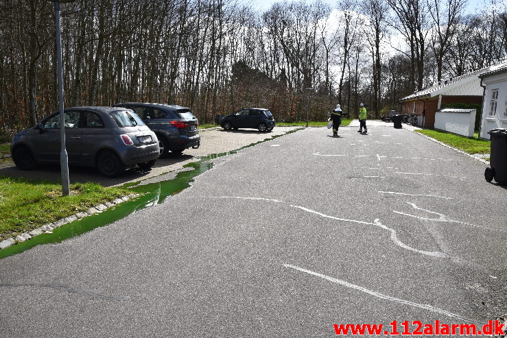 Større Kemikalie udslip. Lindestræde i Vejle. 19/03-2020. KL. 12:00.