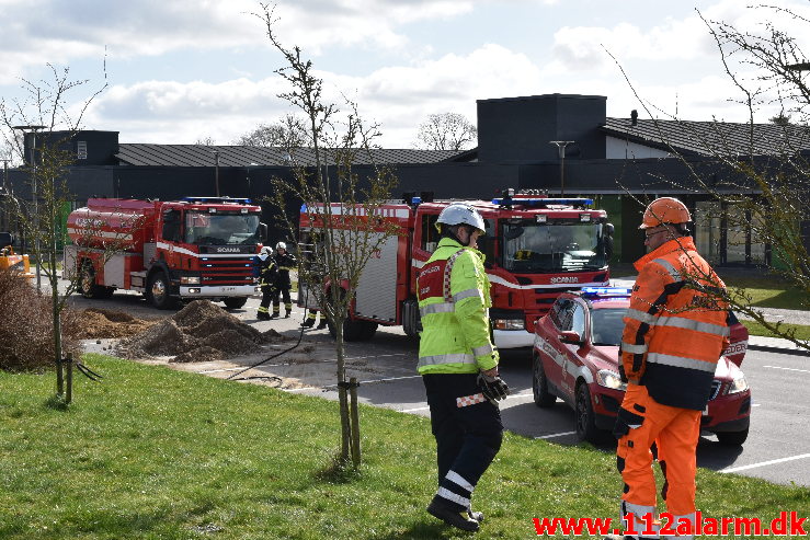 Udsivende Gas – ledningsbrud. Petersmindevej i Vejle. 19/03-2020. Kl. 11:16.