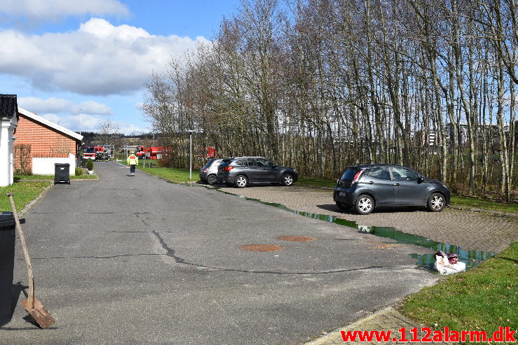 Større Kemikalie udslip. Lindestræde i Vejle. 19/03-2020. KL. 12:00.