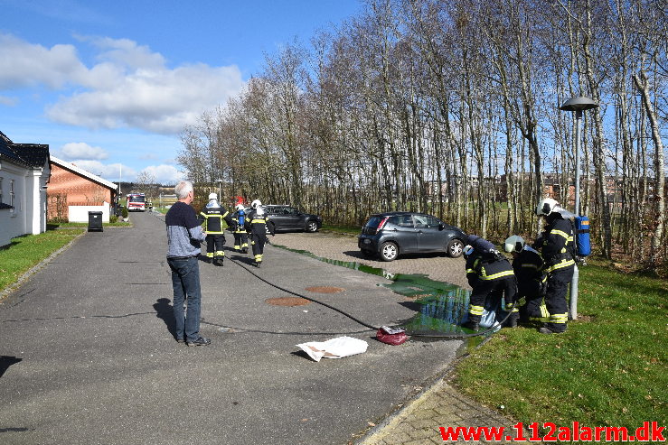 Større Kemikalie udslip. Lindestræde i Vejle. 19/03-2020. KL. 12:00.