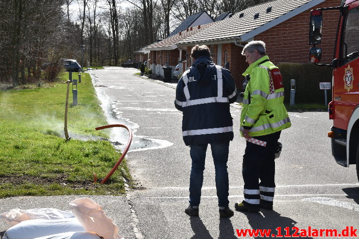 Større Kemikalie udslip. Lindestræde i Vejle. 19/03-2020. KL. 12:00.