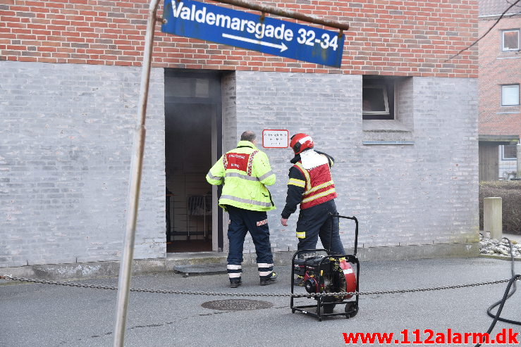Brand i tørretumbler. Valdemarsgade 36 i Vejle. 21/03-2020. Kl. 17:33.
