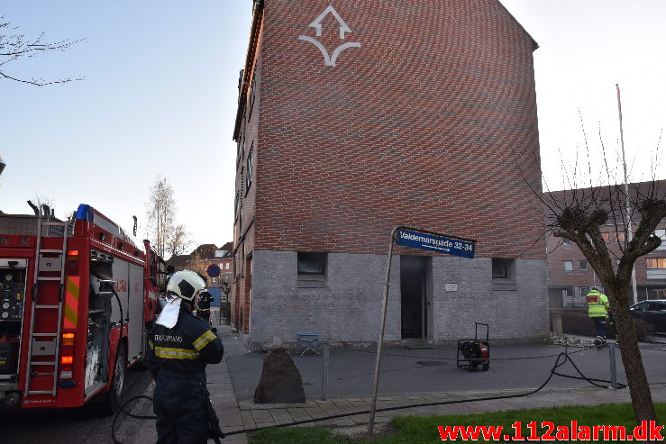 Brand i tørretumbler. Valdemarsgade 36 i Vejle. 21/03-2020. Kl. 17:33.