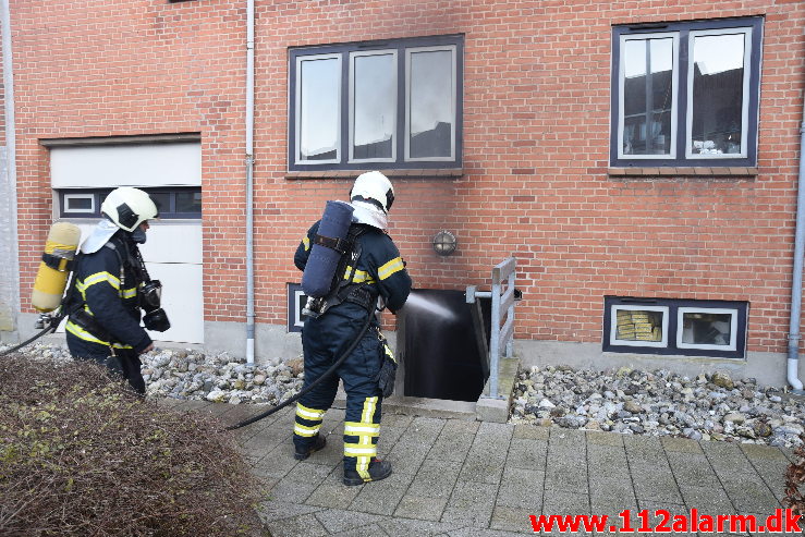 Brand i tørretumbler. Valdemarsgade 36 i Vejle. 21/03-2020. Kl. 17:33.