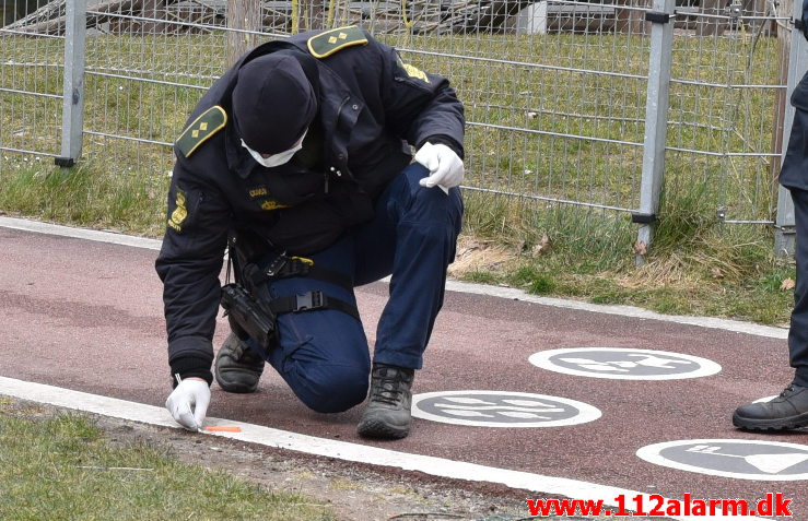 Overfald i lejlighed. Løget Høj 10D i Vejle. 02/04-2020. Kl. Ca. 12:30.