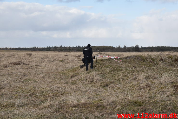 EOD fra Skive skulle fjerne en granat. Randbøl Hede. 13/04-2020. Kl. 18:30.