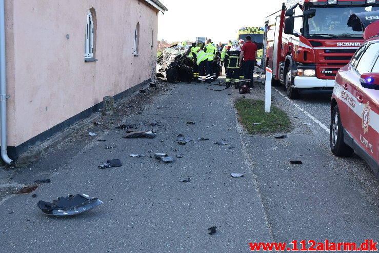 Føreren mistet livet. Vejle Landevej ved Velling. 17/04-2020. Kl. 18:06.