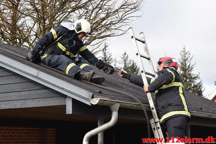 Brand i Villa. Gyvelvej i Vejle. 24/04-2020. Kl. 08:20.