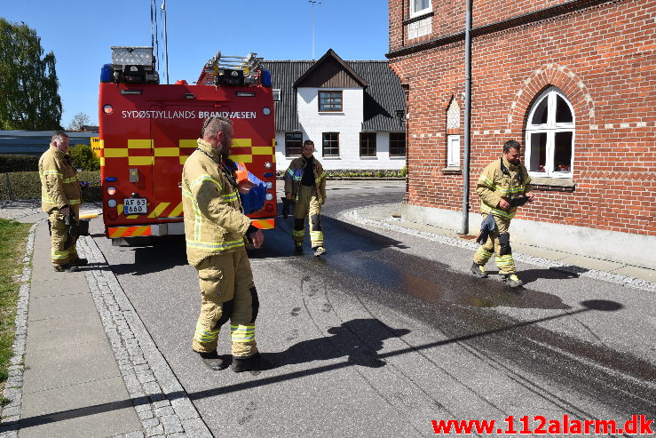 Større Forurening – Olieudslip. Gesagervej 52 Hedensted. 07/05-2020. kl. 14:30.