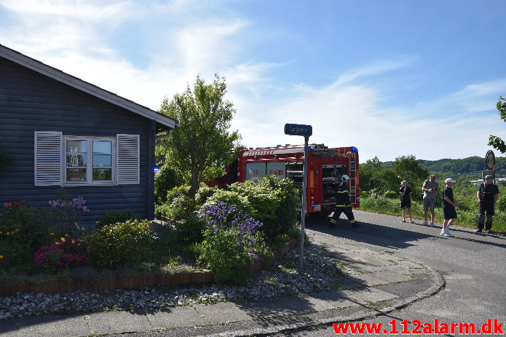 Brand i Villa. Ømkulevej i Vejle. 01/06-2020. Kl. 16:40.