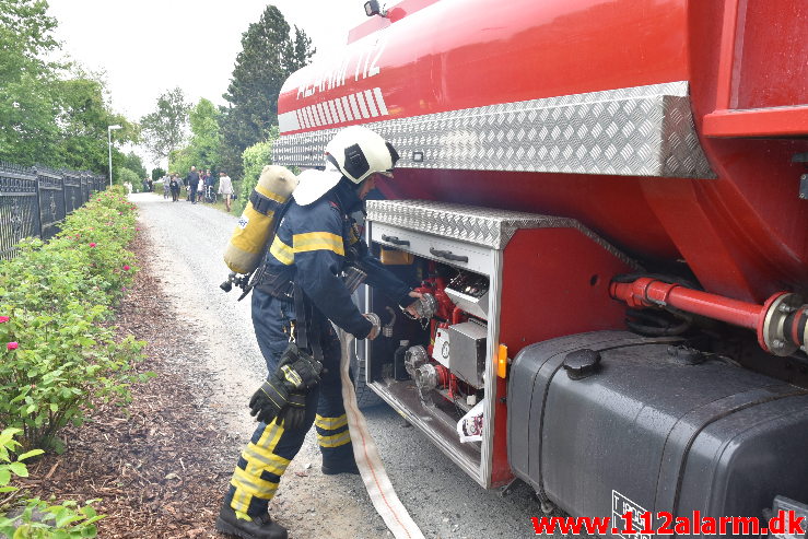 Voldsomt brand i Villa. Møllehusvej i Grejs. 12/06-2020. Kl. 18:34.