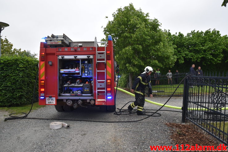 Voldsomt brand i Villa. Møllehusvej i Grejs. 12/06-2020. Kl. 18:34.