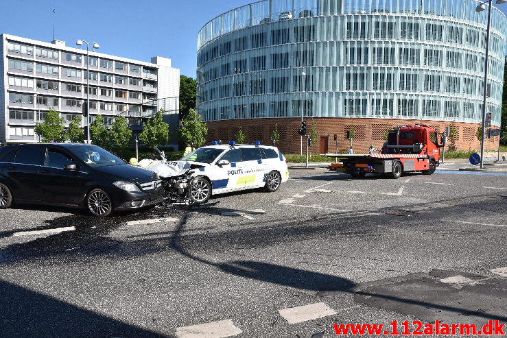 Patruljevogn kørte galt under udrykning. Horsensvej i Vejle. 16/06-2020. Kl. 08:30.