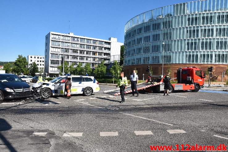 Patruljevogn kørte galt under udrykning. Horsensvej i Vejle. 16/06-2020. Kl. 08:30.