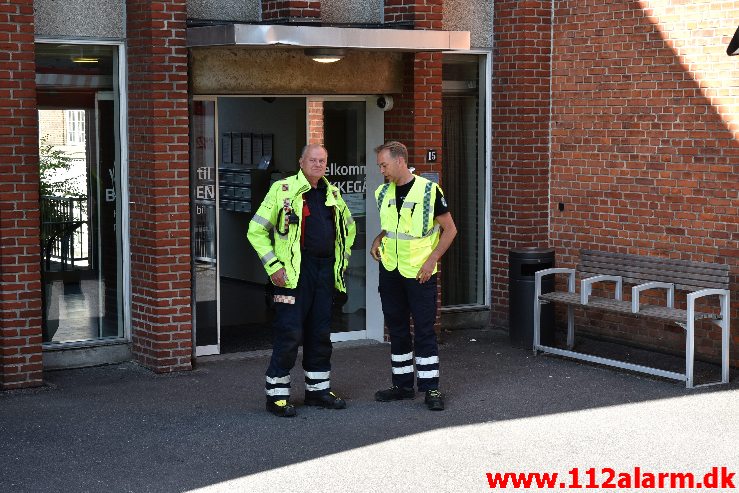 Brand i ældrebolig. Bakkegården på Teglgaardsvej. 23/06-2020. Kl. 16:37.