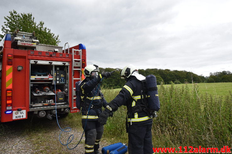 Påsat brand på ubeboet gård. Grønlandsvej i Vejle. 12/07-2020. Kl. 12:53.