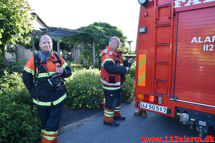 Ældre dement mand sad nede i en brønd. Demensafsnit Sdr. Ringvej i Give. 20/07-2020. KL. 19:35.