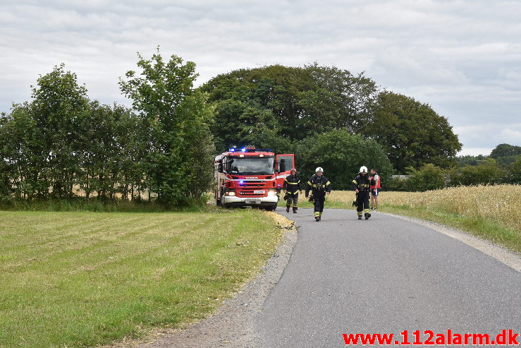 Brand-Landbrugsredskab. Tofthøjvej i Jelling. 23/07-2020. Kl. 15:51.