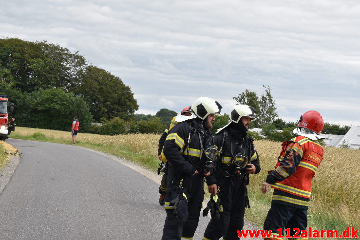 Brand-Landbrugsredskab. Tofthøjvej i Jelling. 23/07-2020. Kl. 15:51.