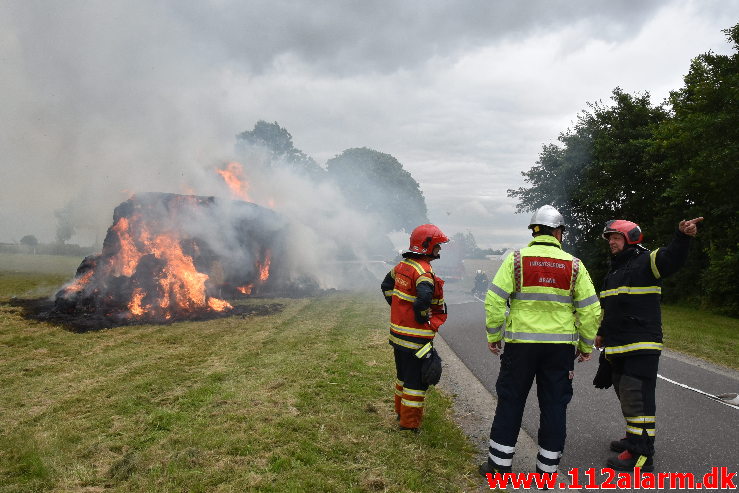 Brand-Landbrugsredskab. Tofthøjvej i Jelling. 23/07-2020. Kl. 15:51.