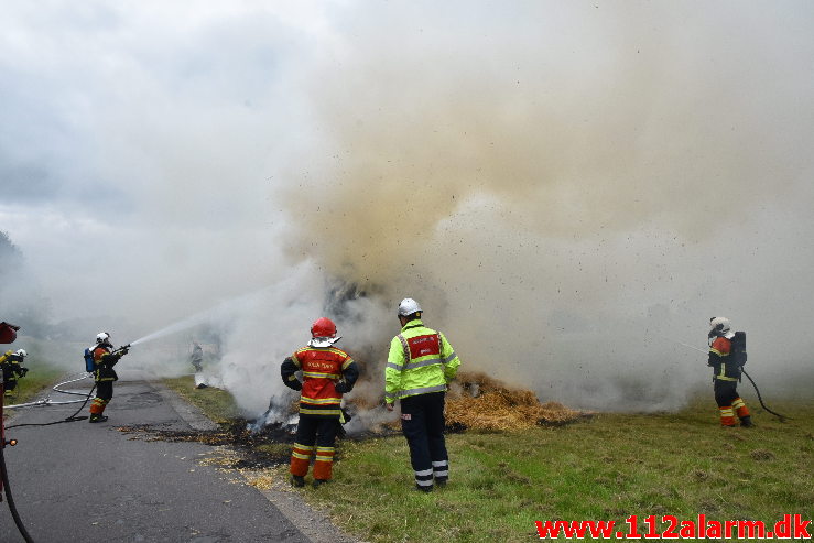 Brand-Landbrugsredskab. Tofthøjvej i Jelling. 23/07-2020. Kl. 15:51.