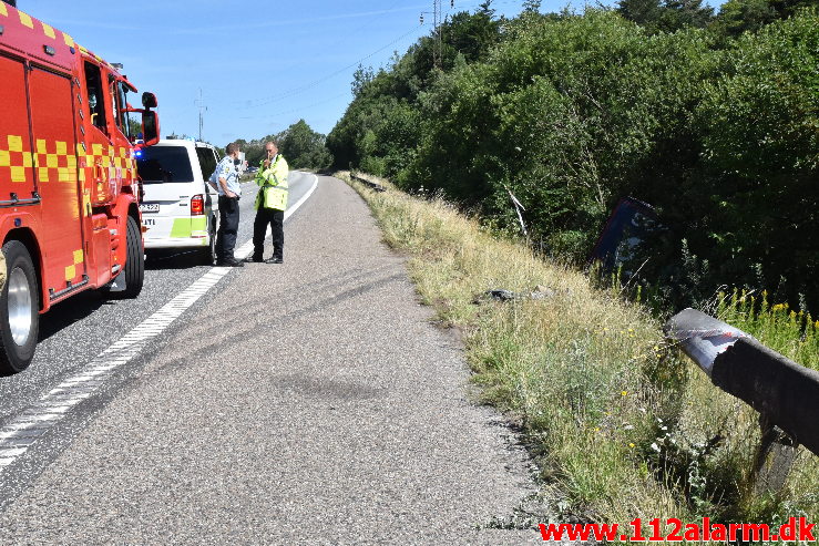 Lastbil ramte en anden lastbil i nødsporet. Østjyske Motorvej i nordgående spor ved 137 Km. 31/07-2020. Kl. 11:28.