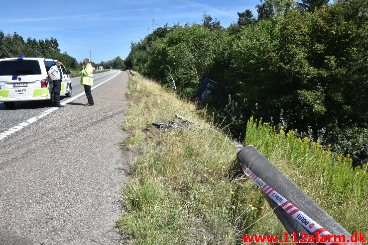 Lastbil ramte en anden lastbil i nødsporet. Østjyske Motorvej i nordgående spor ved 137 Km. 31/07-2020. Kl. 11:28.