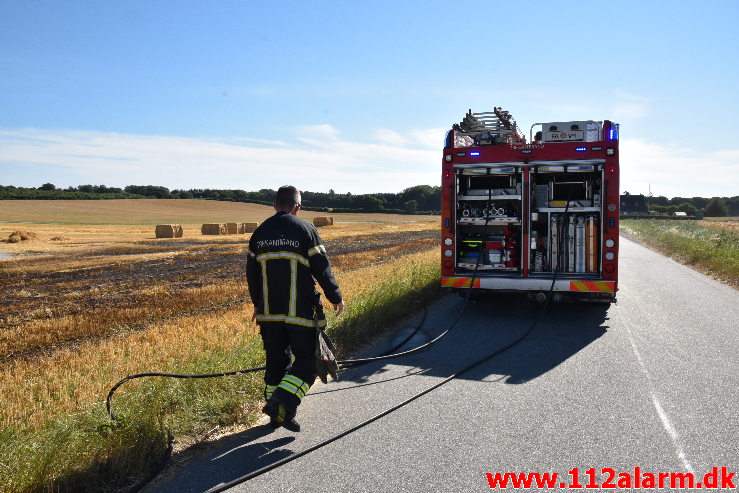 Brand i Ballepresser. Sønderskovvej ved Andkær. 14/08-2020. Kl. 15:26.