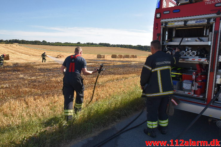 Brand i Ballepresser. Sønderskovvej ved Andkær. 14/08-2020. Kl. 15:26.