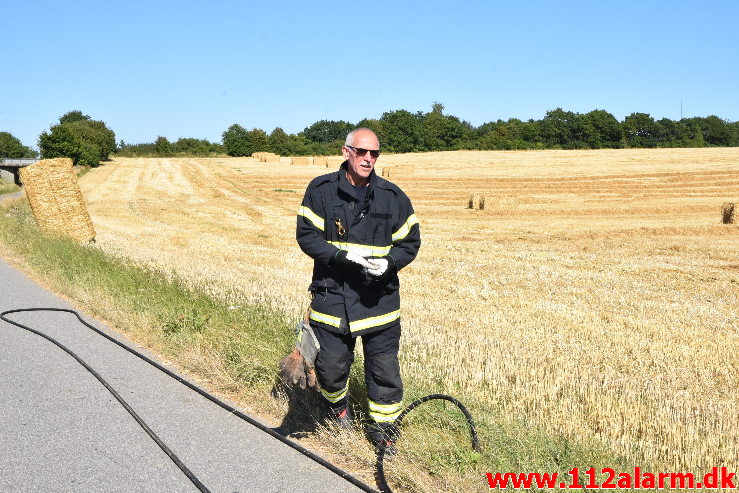 Brand i Ballepresser. Sønderskovvej ved Andkær. 14/08-2020. Kl. 15:26.