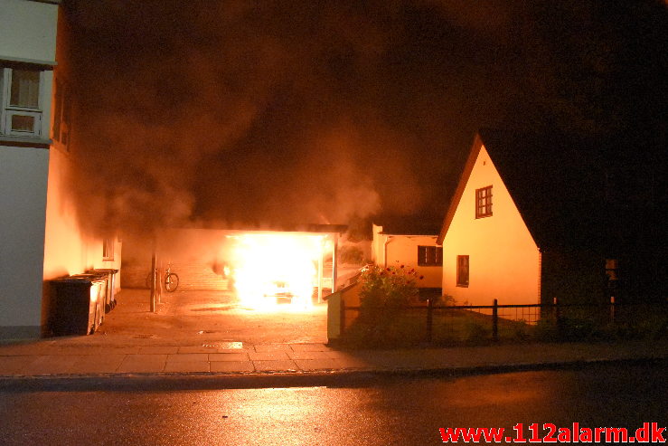 Bilbrand. Vardevej i Vejle. 23/08-2020. KL. 00:15.