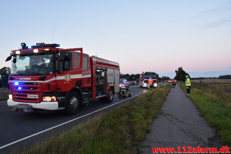 2 biler snittede hinanden. Horsensvej i Hedensted. 25/08-2020. Kl. 05:51.