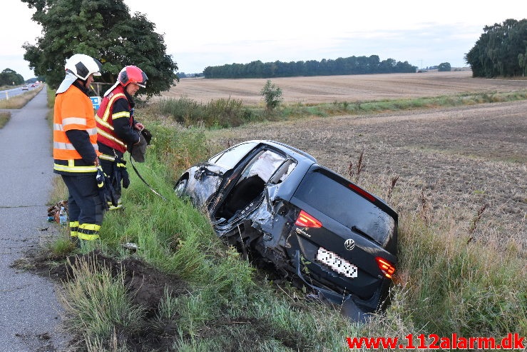 2 biler snittede hinanden. Horsensvej i Hedensted. 25/08-2020. Kl. 05:51.