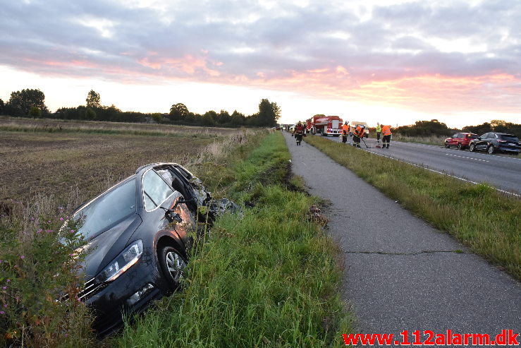 2 biler snittede hinanden. Horsensvej i Hedensted. 25/08-2020. Kl. 05:51.