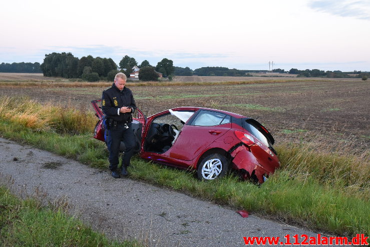 2 biler snittede hinanden. Horsensvej i Hedensted. 25/08-2020. Kl. 05:51.