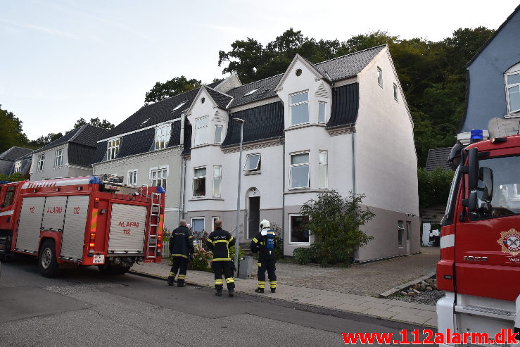 Efterladt papir på komfur gav røg. Dalgade i Vejle. 10/09-2020. KL. 07:38.