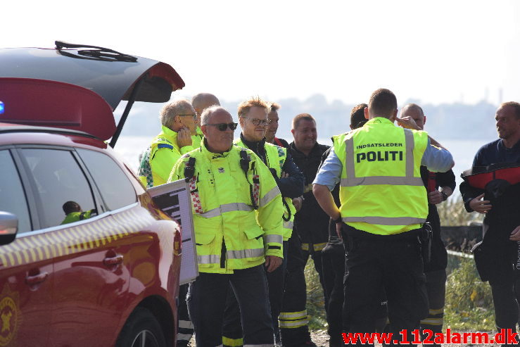 3 Dykker savnet. Lillebælt under den nye bro. 27/09-2020. Kl. 12:09.