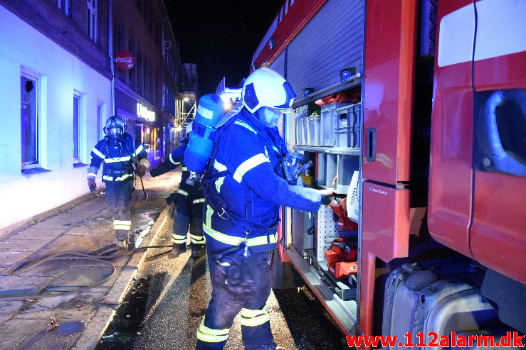 Ild i Lejlighed. Vedelsgade i Vejle. 12/01-2021. Kl. 19:27.