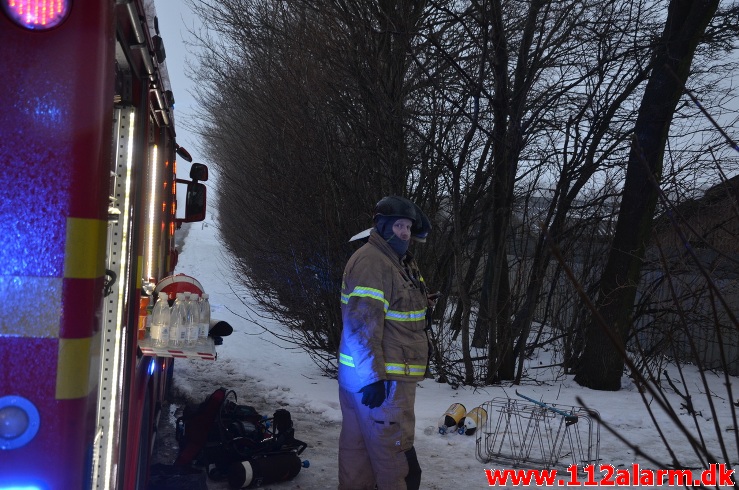 Gårdbrand / Minkhal. Vestermarksvej i Løsning. 16/02-2021. Kl. 13:36.