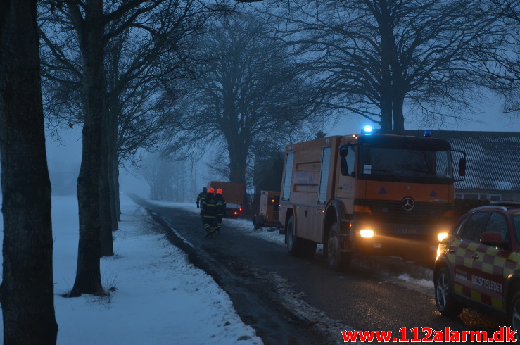 Gårdbrand / Minkhal. Vestermarksvej i Løsning. 16/02-2021. Kl. 13:36.