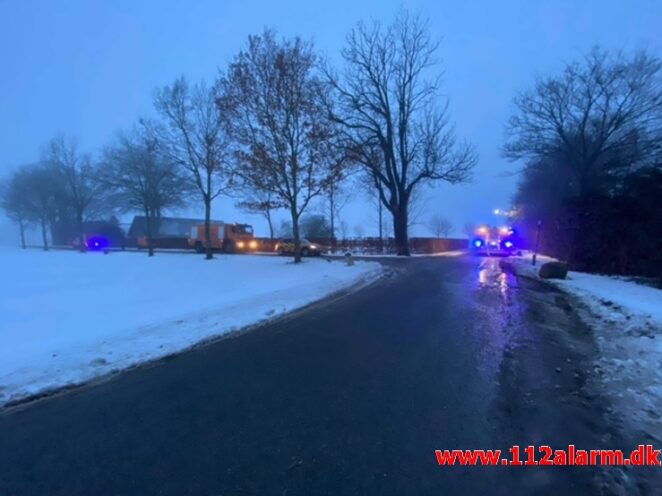 Gårdbrand / Minkhal. Vestermarksvej i Løsning. 16/02-2021. Kl. 13:36.