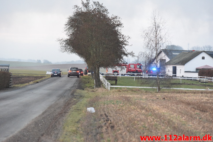 Gårdbrand. Gammelbyvej ved Jelling. 04/03-2021. Kl. 06:08.