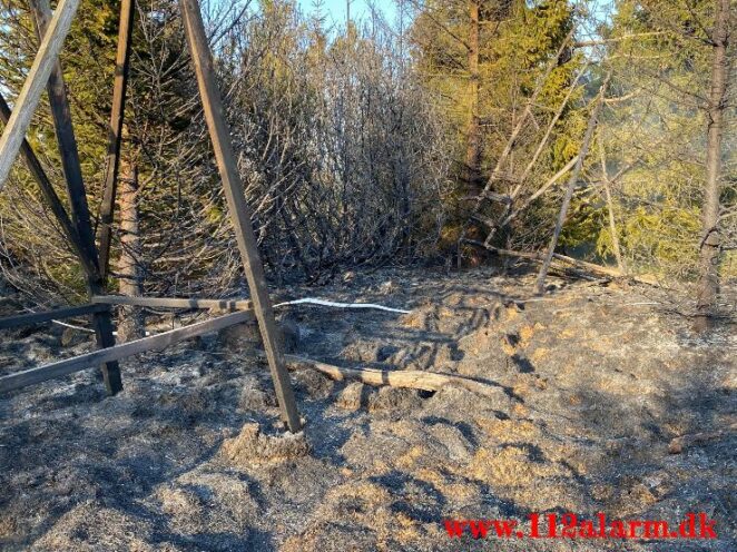 Brand på Randbøl Hede. Frederikshåbvej Randbøl. 17/04-2021. Kl. 15:22.