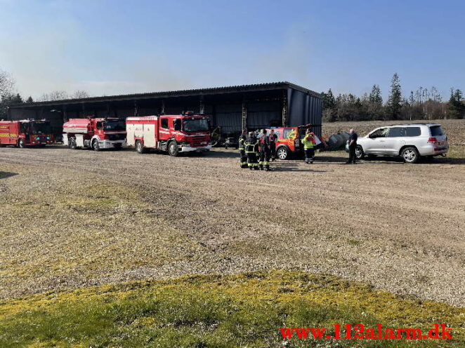 Brand på Randbøl Hede. Frederikshåbvej Randbøl. 17/04-2021. Kl. 15:22.